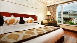 Hotel Regent Grand good quality rooms accomodation in central Delhi